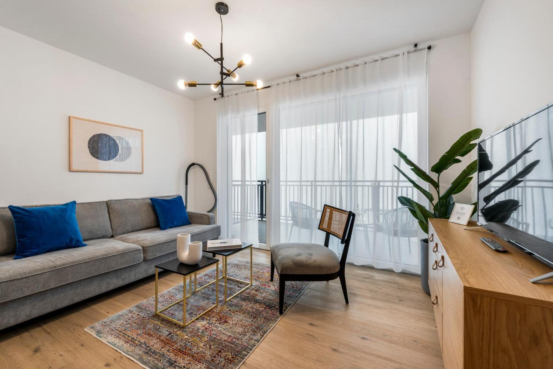 Hills Living Aparthotel