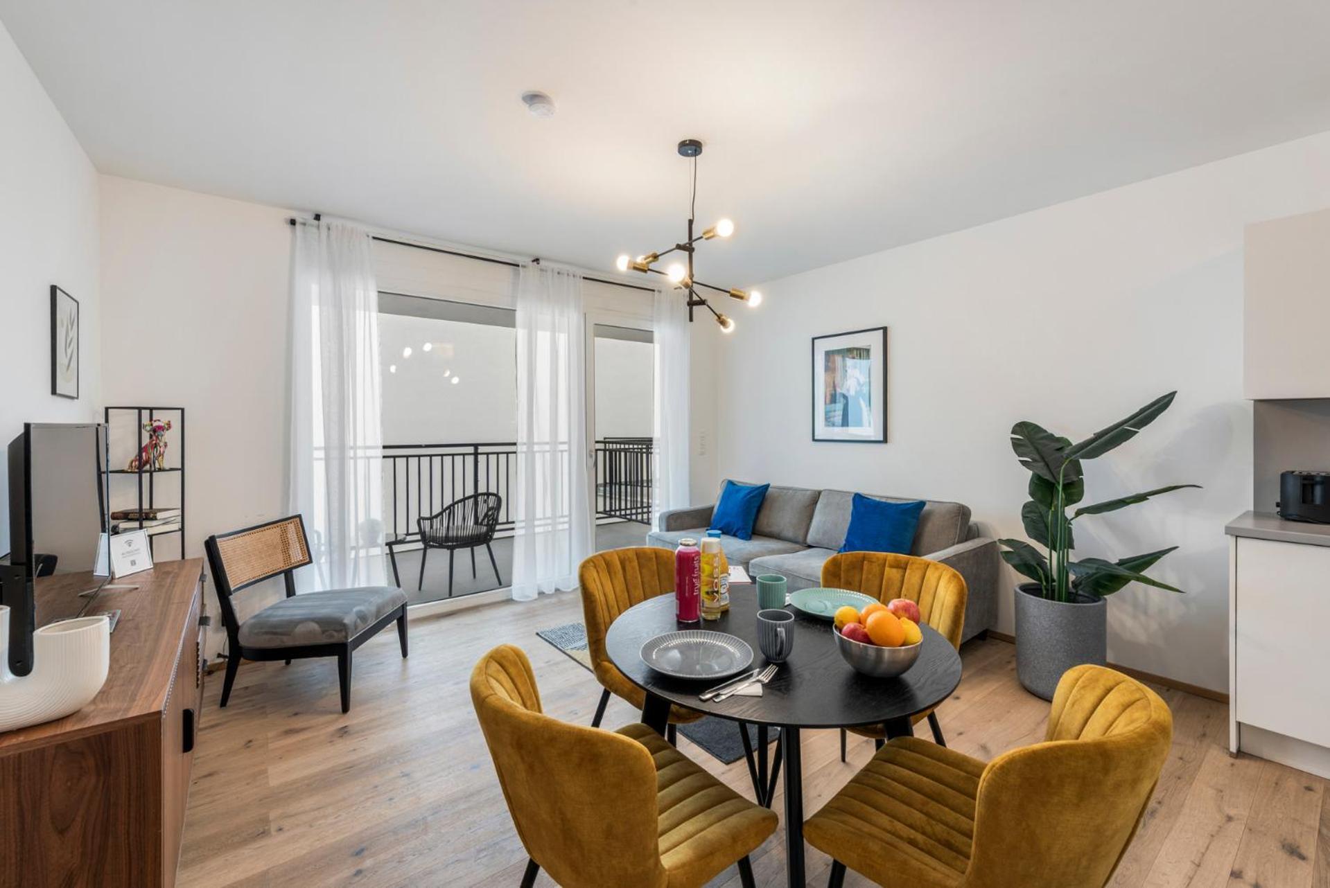 Aparthotel Hills Living *