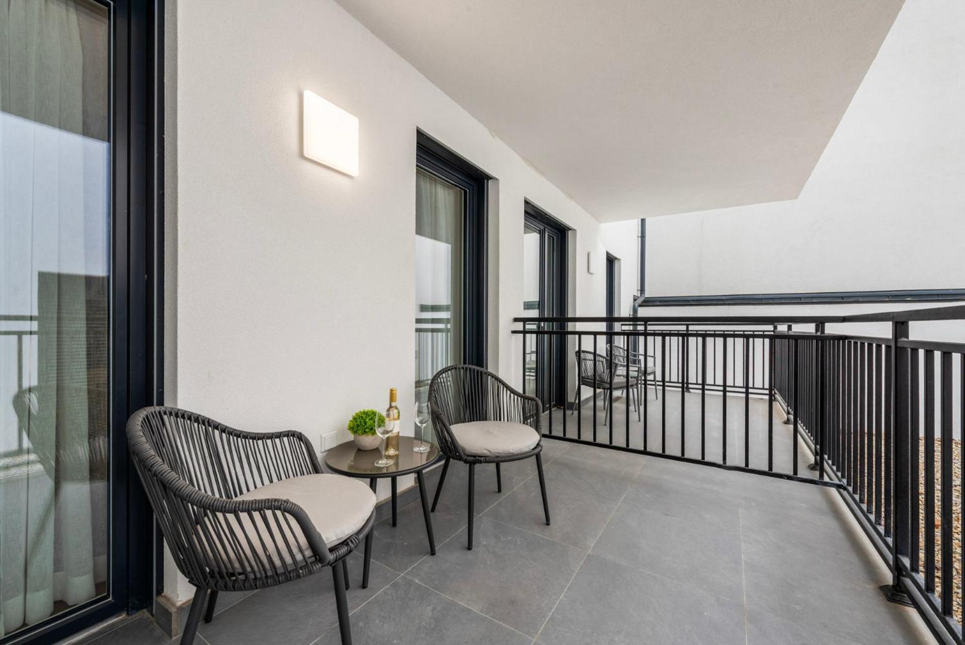 Hills Living Aparthotel *