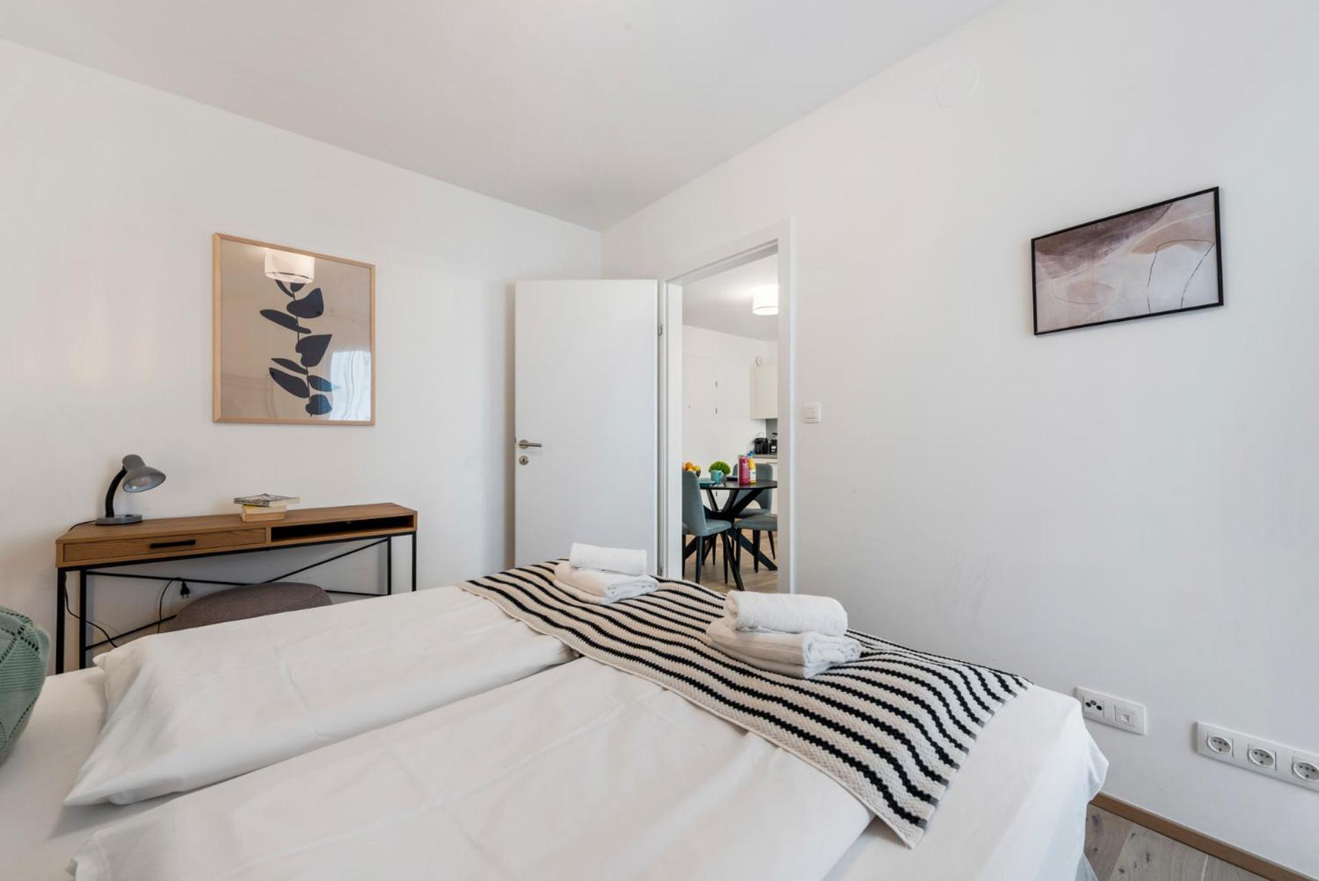 Aparthotel Hills Living *